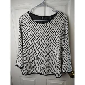 W5 Black White Basket Weave Long Sleeve Black Fringe Zip Close Top. Size L